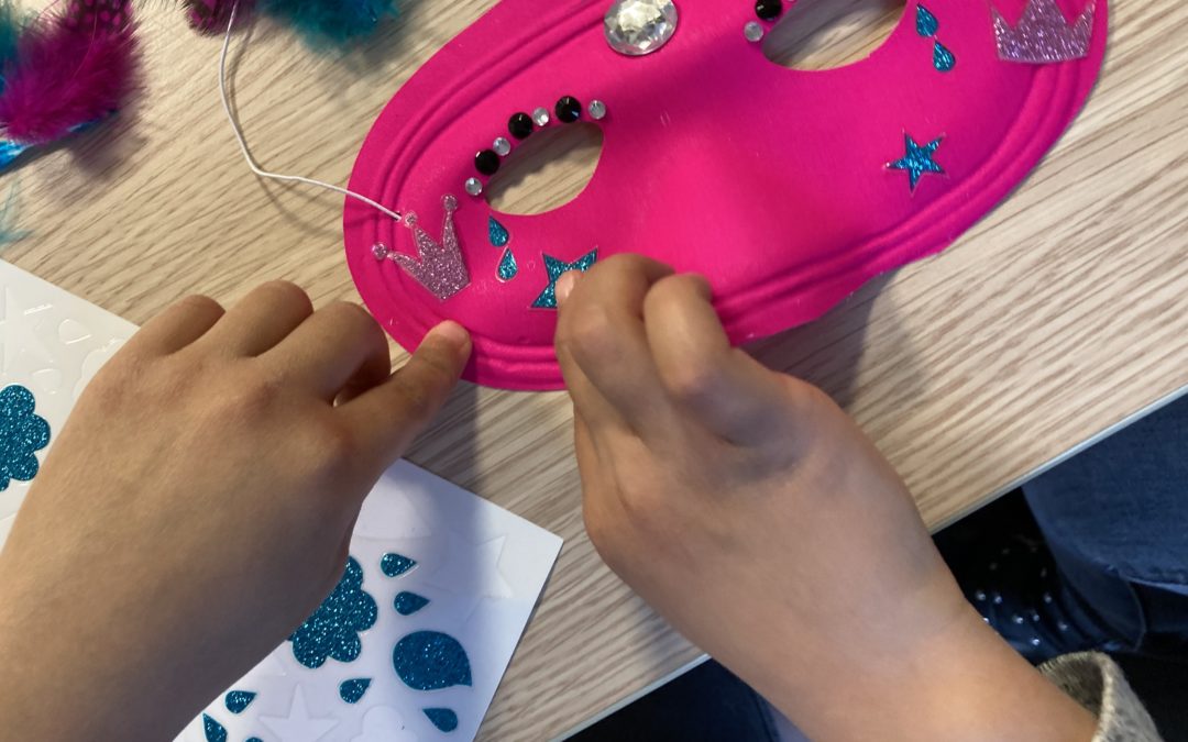 Atelier masque de carnaval